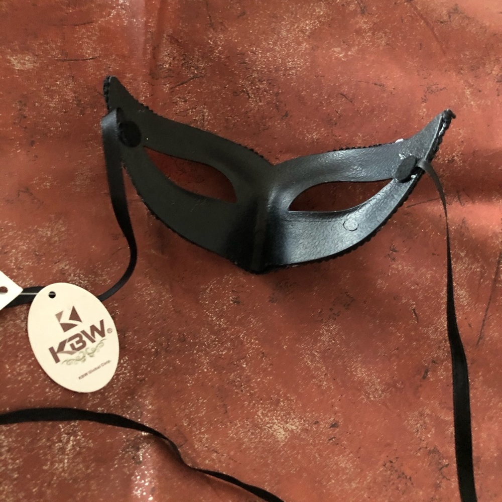 Masquerade mask - Picture 4 of 4